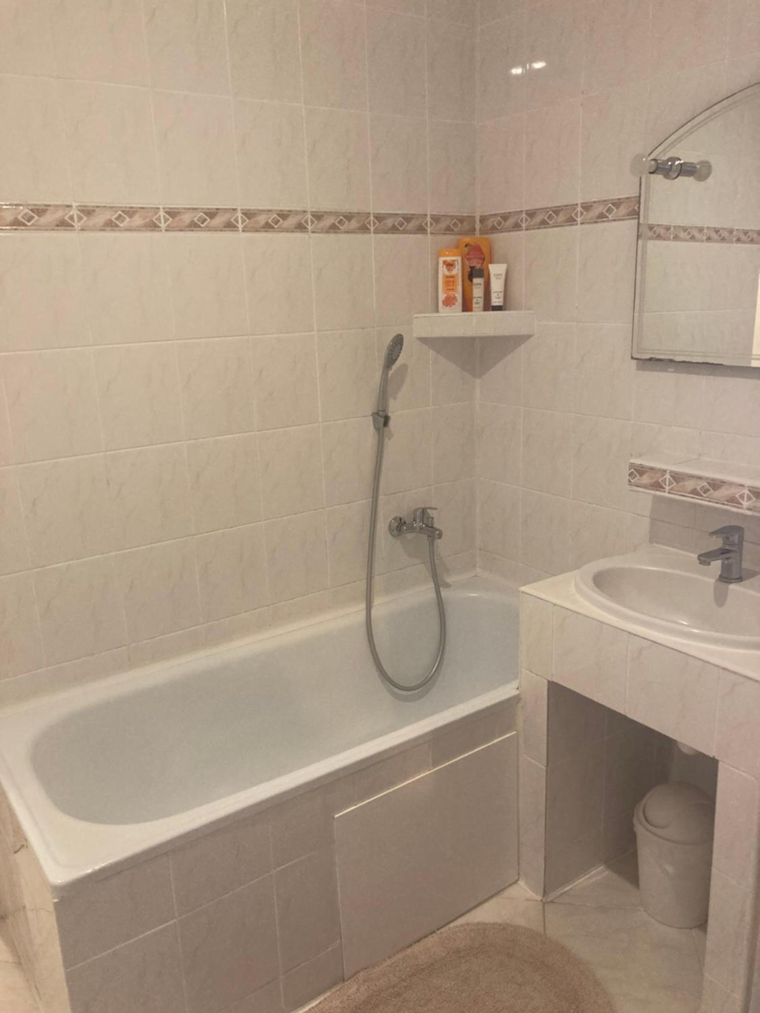 Utulny Apartman Blizko Centra Michalovce Exterior photo